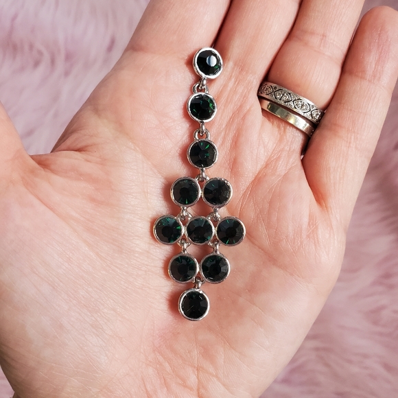 Vintage Deep Emerald Green Crystal Chandelier Earrings - Picture 3 of 5